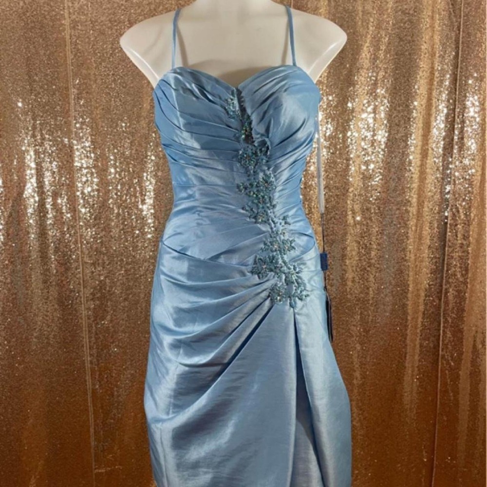 Isabella Y2K Light Blue Satin Beaded Corset Back Formal HoCo Dress NWT/Size XS-S